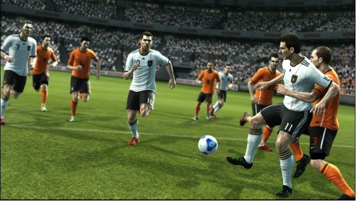 Pro Evolution Soccer 2012 - Gamescom trailer 