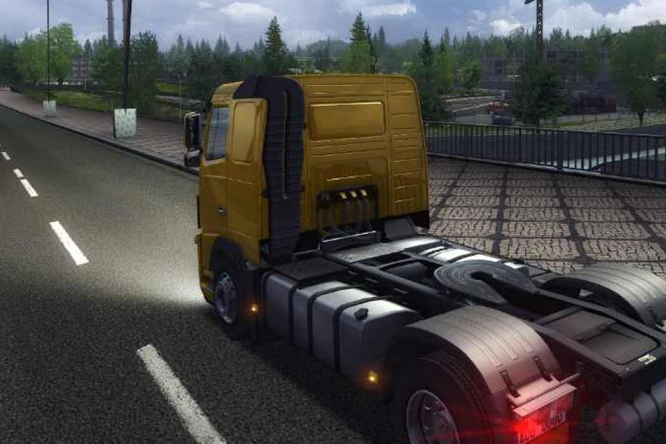 Бесплатная игра euro truck simulator 2. Euro Truck Simulator 2. Евро трак симулятор 1. Euro Truck Simulator 3. Euro Truck Simulator 2. Gold Edition.