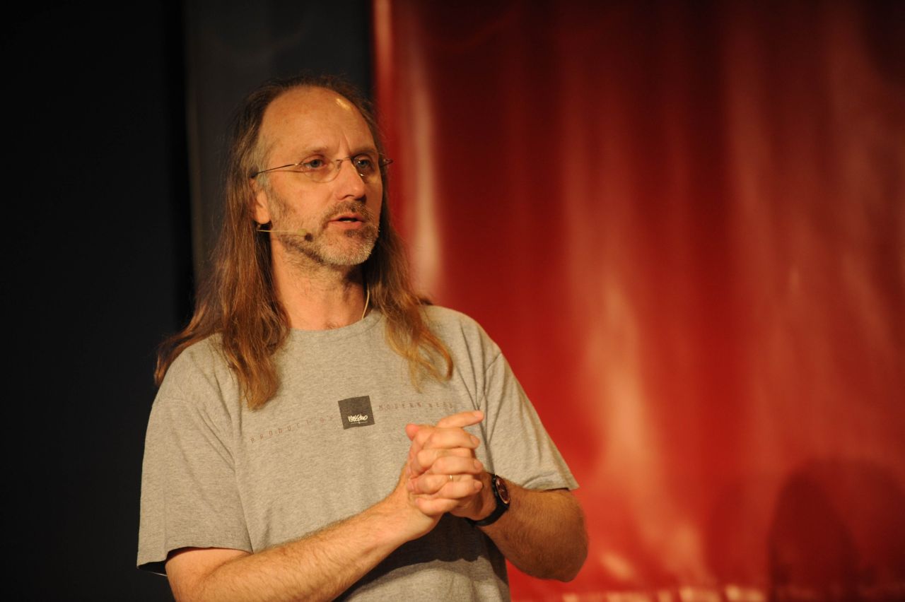 EA CCO: Consoles Should Stop Demanding Too Much From Players
