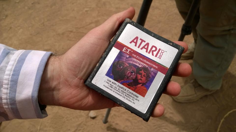 Microsoft Successfully Excavates E.T. From Mexican Landfill