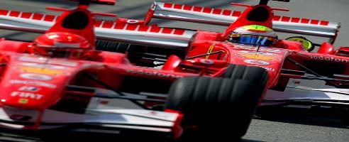 Rennspiele, die Sie gegen professionelle F1-Rennfahrer antreten lassen
