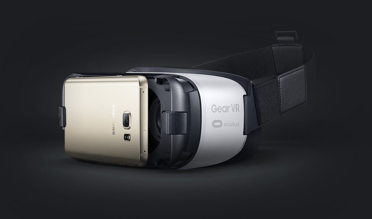 Quick Note: Samsung Gear VR Is Available In U.S. Stores