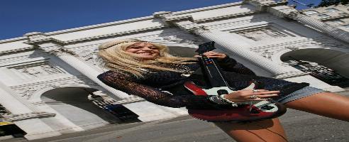 Italien stellt mit Guitar Hero 5 einen neuen Guinness-Weltrekord auf