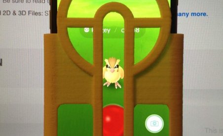 This iPhone Cover Makes Your Pokémon Go Throws Perfect