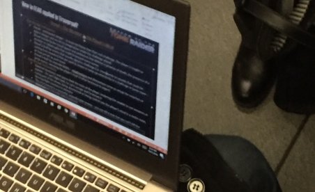 Shadow Of The Tomb Raider Spotted In Montreal Subway Train