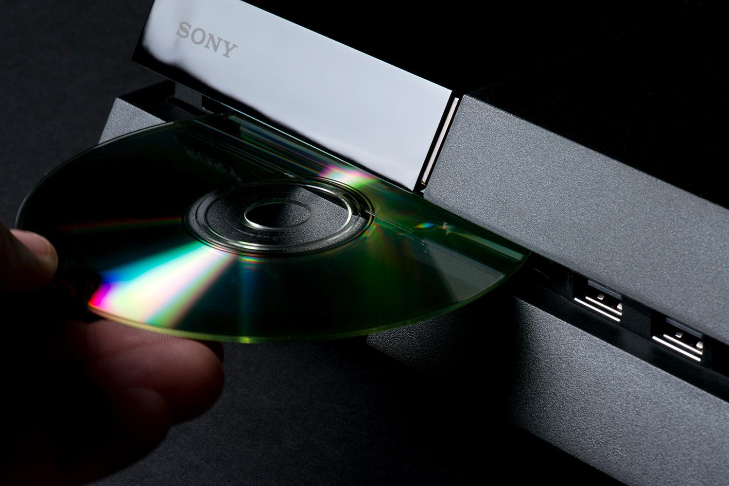 Sony Recommends Servicing Your PS4 If It Ejects Discs Randomly