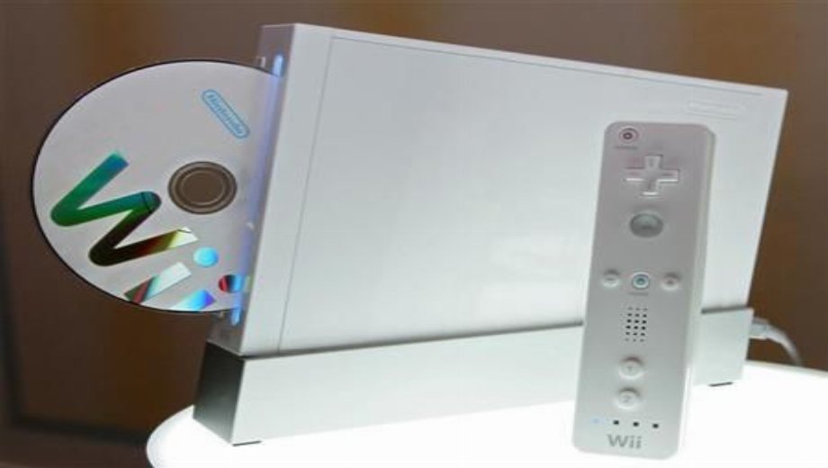 Wii Makes Hot Dozen Toy List